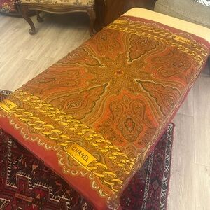 ✔️#81 Exceptionally beautiful Flawless Chanel Marama Shawl - Scarf 54” X 54”